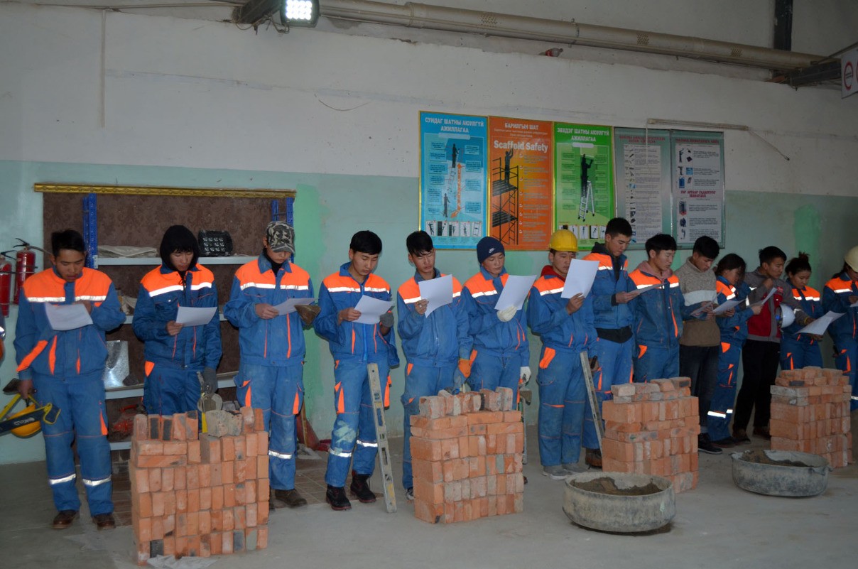 "ДЭЛХИЙН УР ЧАДВАРЫН  ТЭМЦЭЭНД ОРОЛЦОХ" ШИЛДГИЙГ ШАЛГАРУУЛАХ СҮҮЛИЙН ШАТНЫ ӨРГИЙН ТЭМЦЭЭНИЙ УДИРДАМЖ